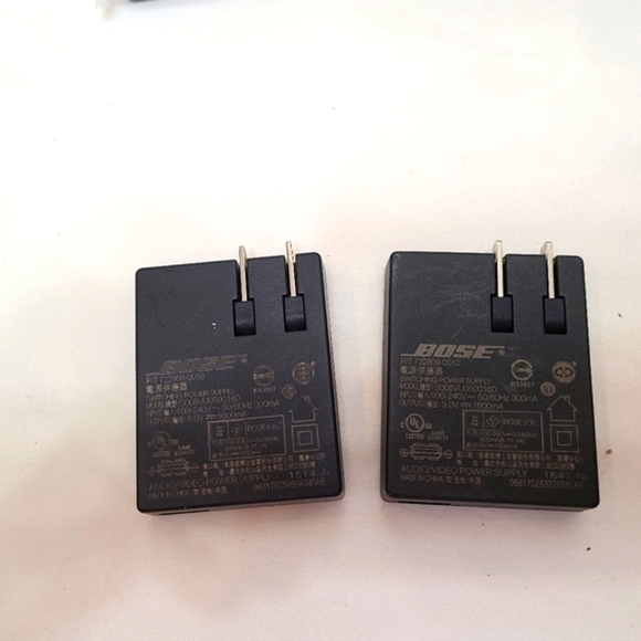 Bose Sound Link Mini II Portable Speaker - Picture 7 of 9